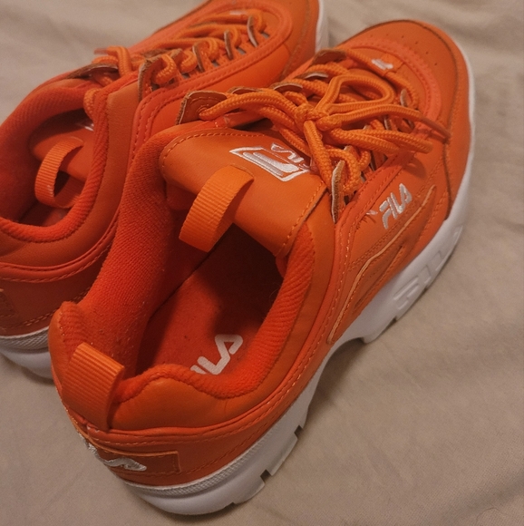 Women's Size 7 Fila Disruptor II, Orange - Picture 2 of 5